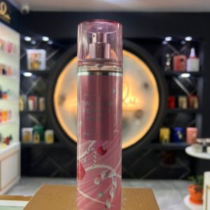 BODY SPLASH TWISTED PEPPERMINT